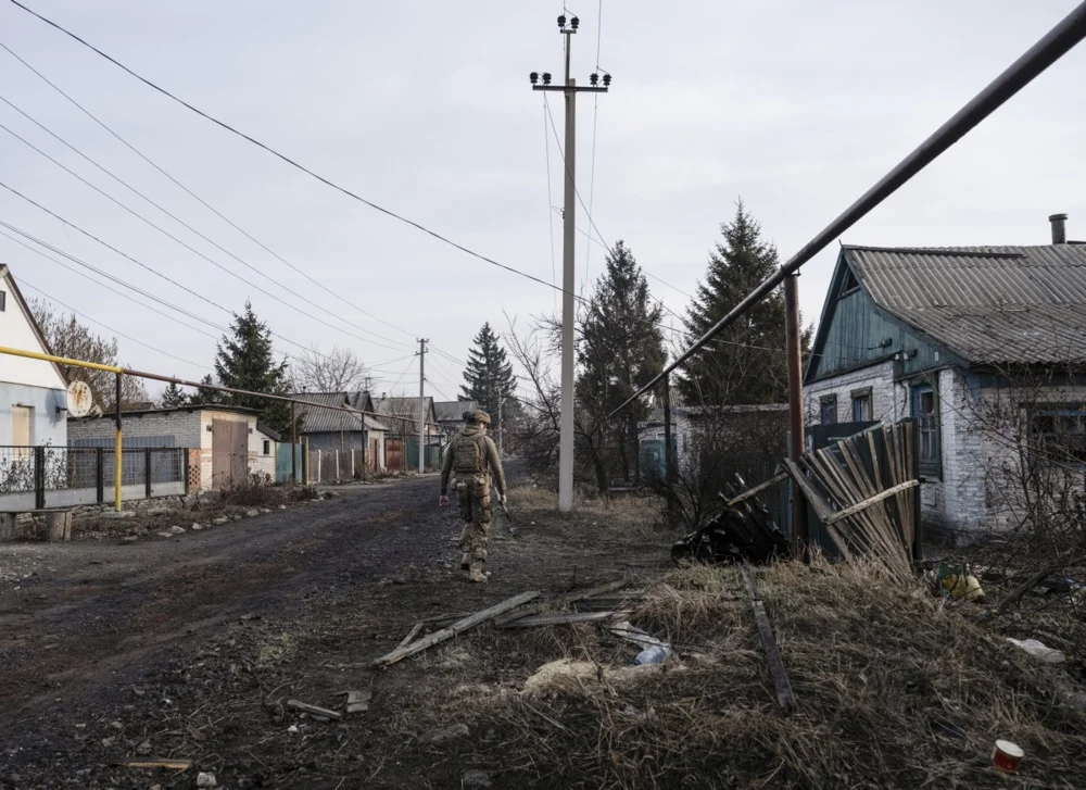 A Ukrainian serviceman in the frontline city of Pokrovsk, Donetsk region, Ukraine, 13 March 2025. Photo: EPA-EFE/UKRAINE'S 93RD MECHANIZED BRIGADE PRESS SERVICE