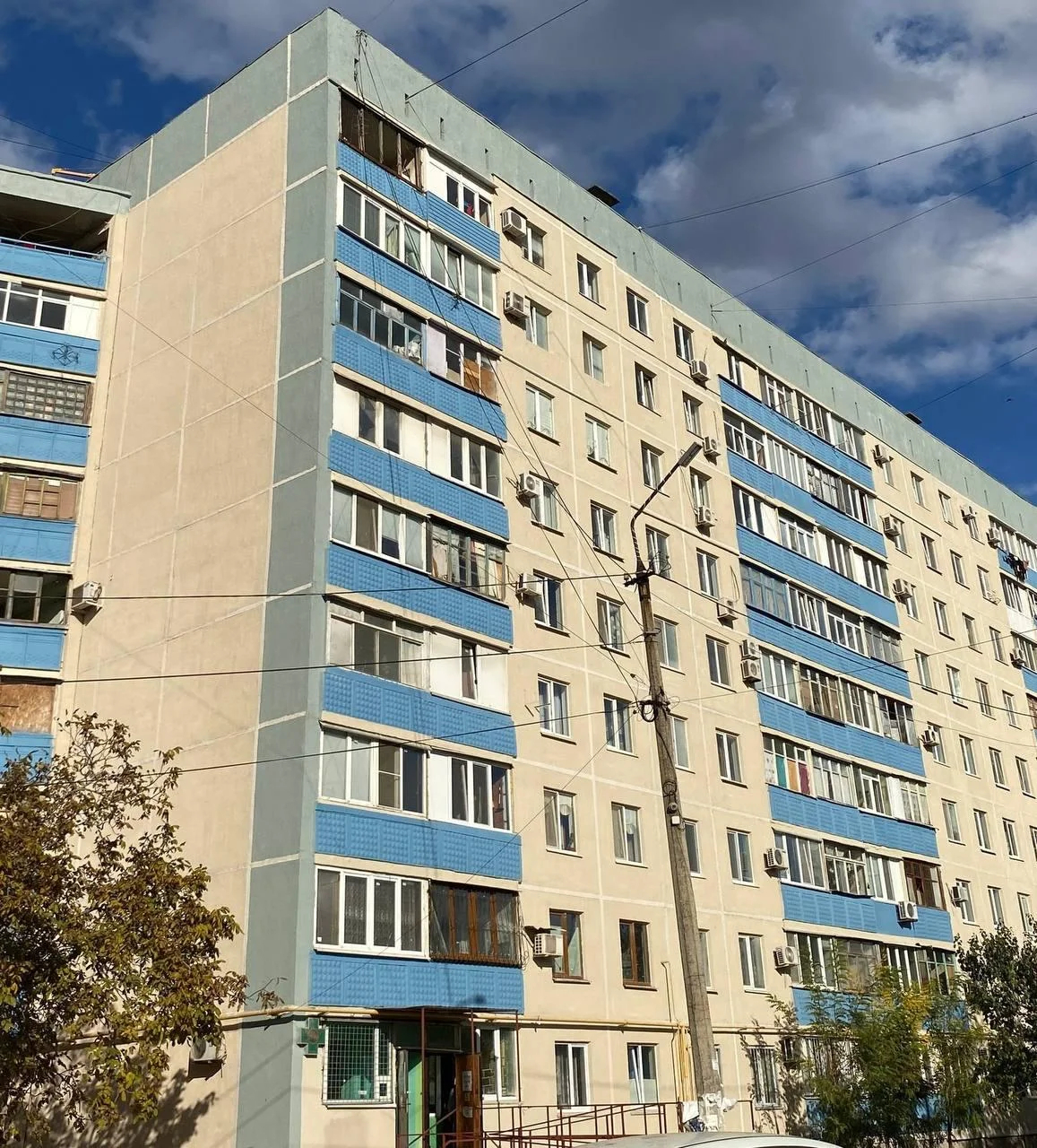 Дом в Мариуполе, восстановленный строителями из Московской области. Фото: Министерство жилищно-коммунального хозяйства Московской области
