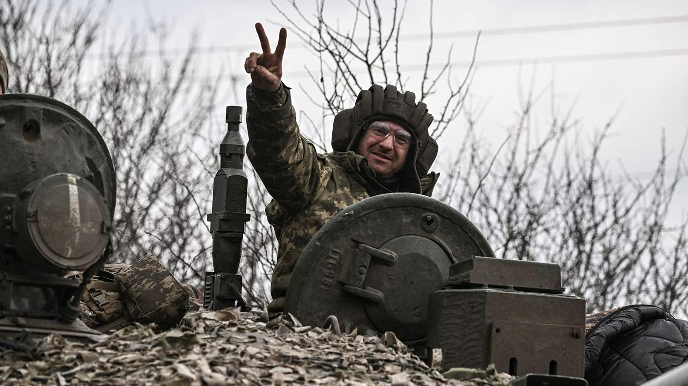 Украинский военнослужащий, Бахмут, Донбасс, Украина, 11 марта 2023 года. Фото: Aris Messinis / AFP / Scanpix / LETA