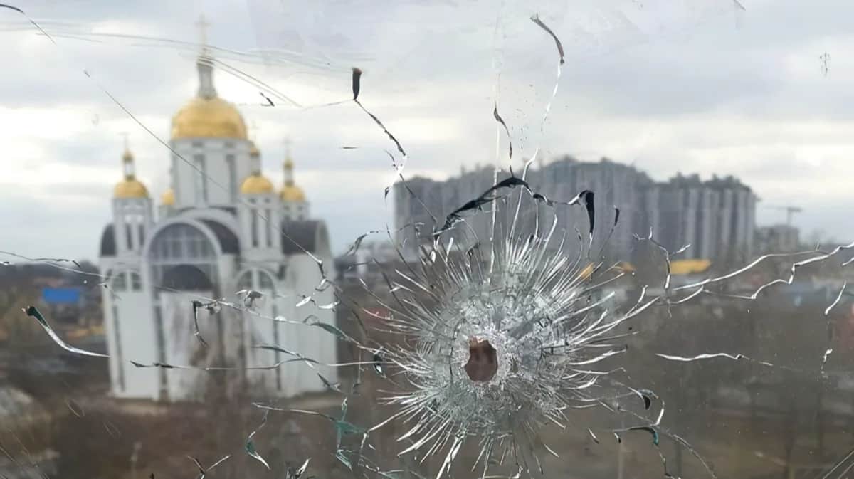Окна дома Виктории Друзенко после обстрела. Фото из личного архива