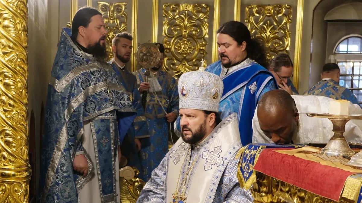 Митрополит Леонид (Горбачев). Фото: <a title="https://exarchate-africa.ru/novosti/v-prazdnik-uspeniya-presvyatoj-bogorodiczy-mitropolit-klinskij-leonid-sovershil-bozhestvennuyu-liturgiyu-v-hrame-vseh-svyatyh-na-kulishkah/" href="https://exarchate-africa.ru/novosti/v-prazdnik-uspeniya-presvyatoj-bogorodiczy-mitropolit-klinskij-leonid-sovershil-bozhestvennuyu-liturgiyu-v-hrame-vseh-svyatyh-na-kulishkah/" rel="noopener noreferrer">Патриарший Экзархат Африки</a>