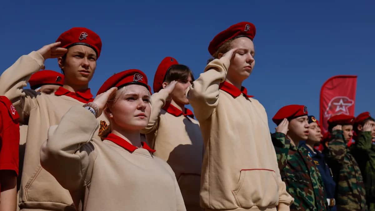 Russian youths participate in military-patriotic games in <span>Gorki Leninskie, Russia, 27 April 2023. Photo: EPA/SERGEI ILNITSKY</span>