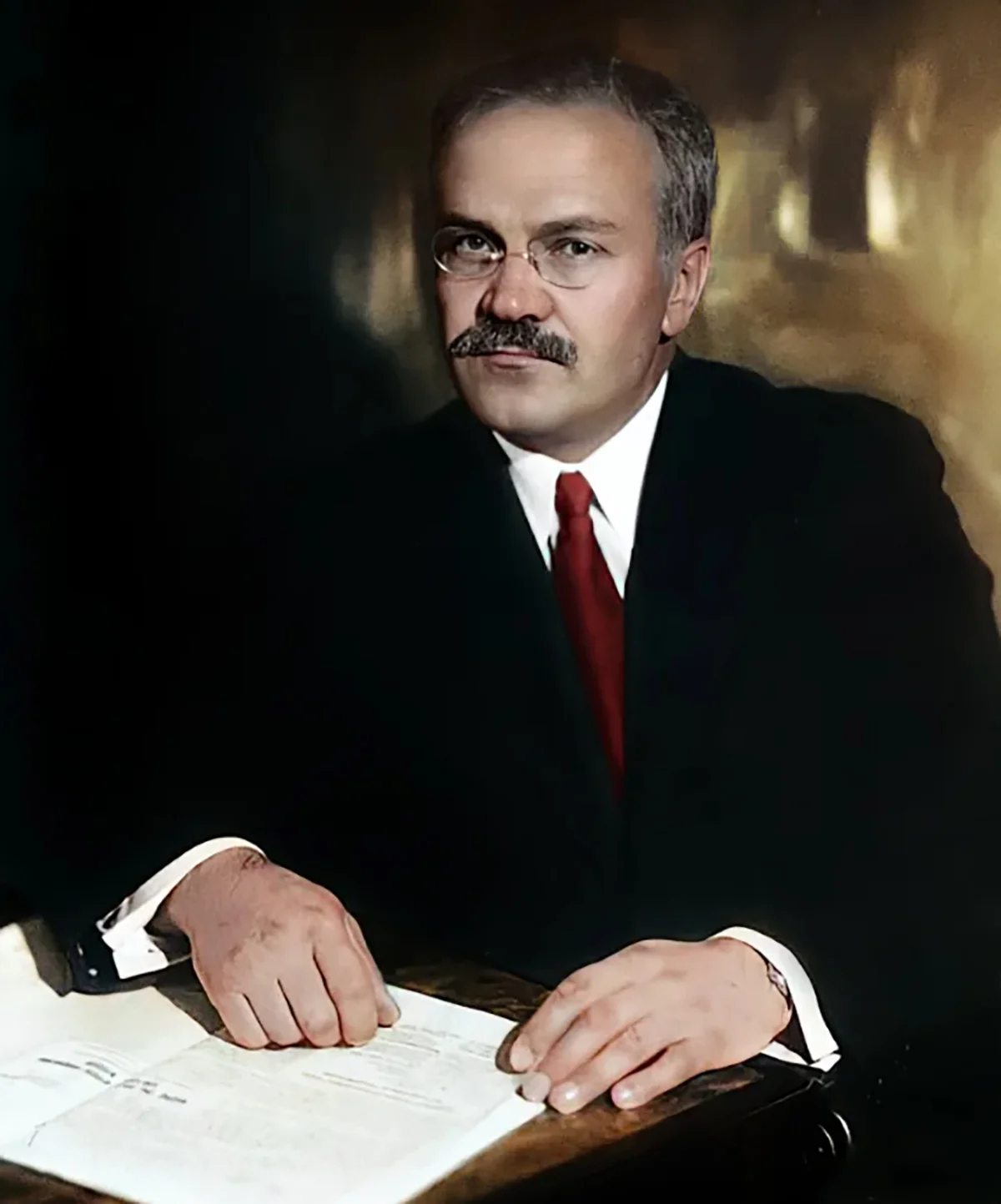 Вячеслав Молотов. Фото: <a data-sk="tooltip_parent" data-stringify-link="http://klimbim2020.wordpress.com" href="http://klimbim2020.wordpress.com/" rel="noopener noreferrer" target="_blank">klimbim2020.wordpress.com</a>