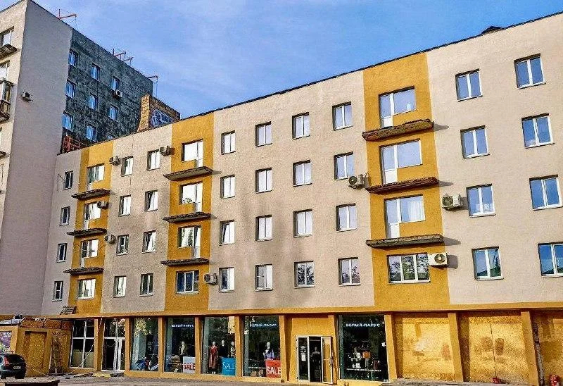 Дом в Мариуполе, восстановленный строителями из Московской области. Фото: Министерство жилищно-коммунального хозяйства Московской области