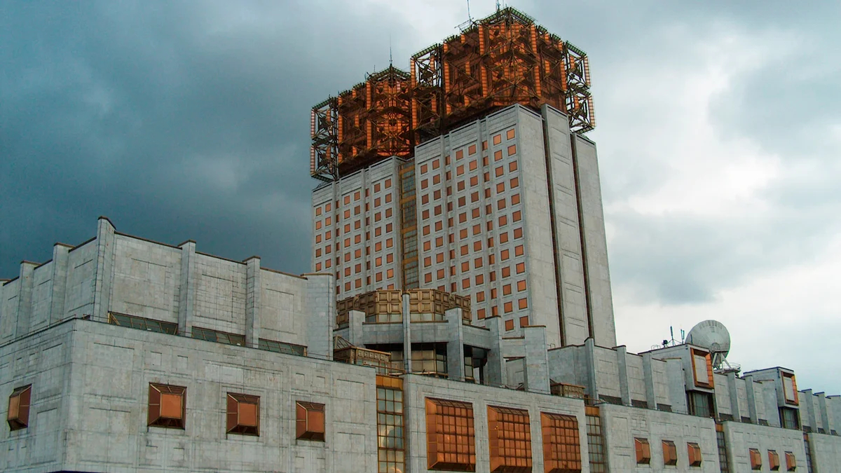 АКНО в Европу