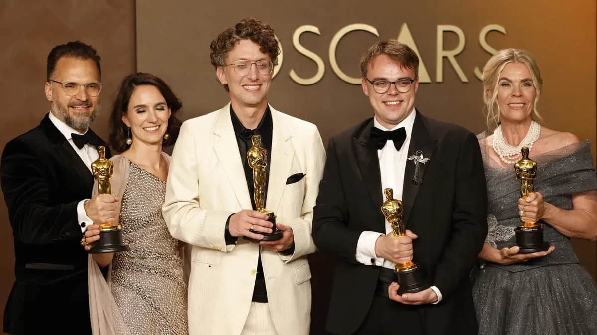 Mr Nobody Against Putin wins Best Documentary Feature Oscar