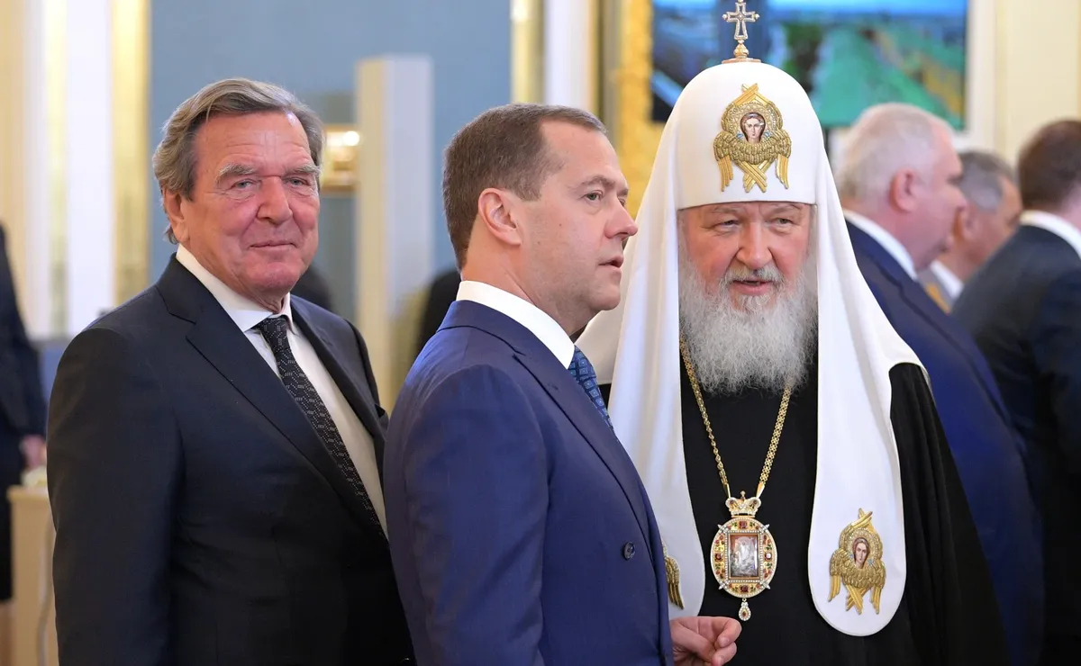 Inauguration of Vladimir Putin, 2018. Gerhard Schröder, Dmitri Medvedev and Patriarch Kyrill Photo: Kremlin<a href="http://www.kremlin.ru/" rel="noopener noreferrer" title="http://www.kremlin.ru/">.</a>ru