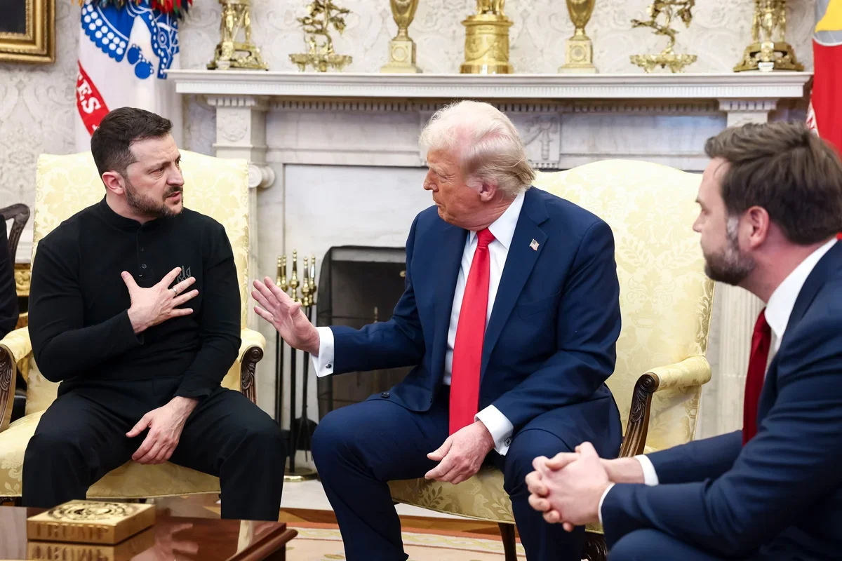 Volodymyr Zelensky, Donald Trump and J.D. Vance during a meeting at the White House, Washington, 28 February 2025. Photo: Jim Lo Scalzo / EPA
