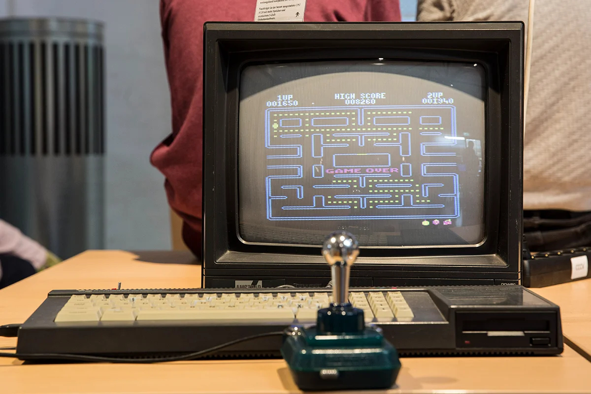Игра Pac-Man на мониторе на фестивале винтажных компьютеров в Берлине, Германия, 8 октября 2017 года. Фото: Omer Messinger / EPA-EFE