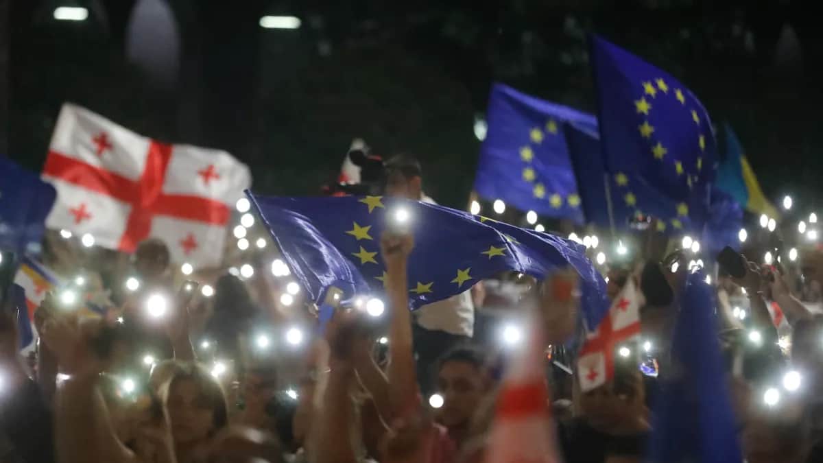Фото: EPA-EFE/ZURAB KURTSIKIDZE