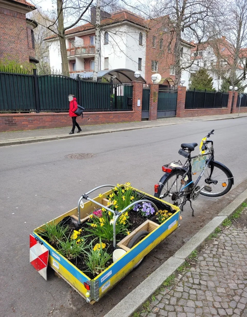 Installation opposite the Russian consulate in Leipzig, Germany. Photo sent by Novaya Europe subscribers