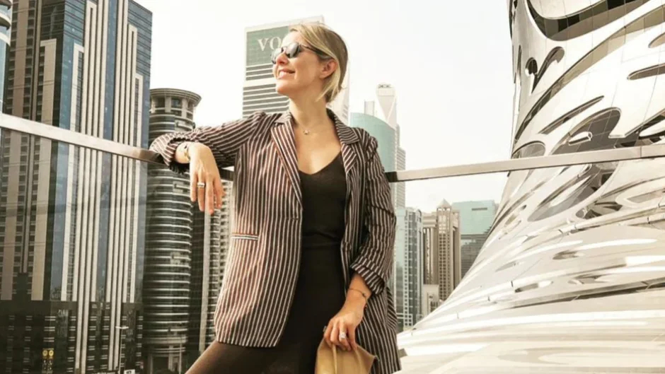 Russian media personality Ksenia Sobchak reportedly becomes suspect in extortion case, leaves Russia