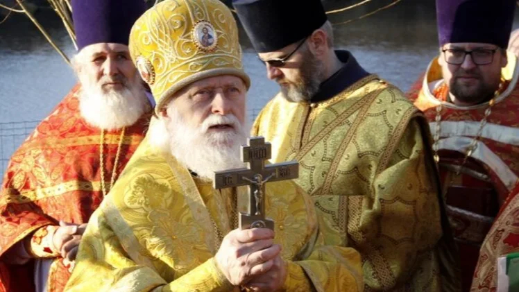 Эстония отказалась продлевать ВНЖ главе ЭПЦ Московского патриархата