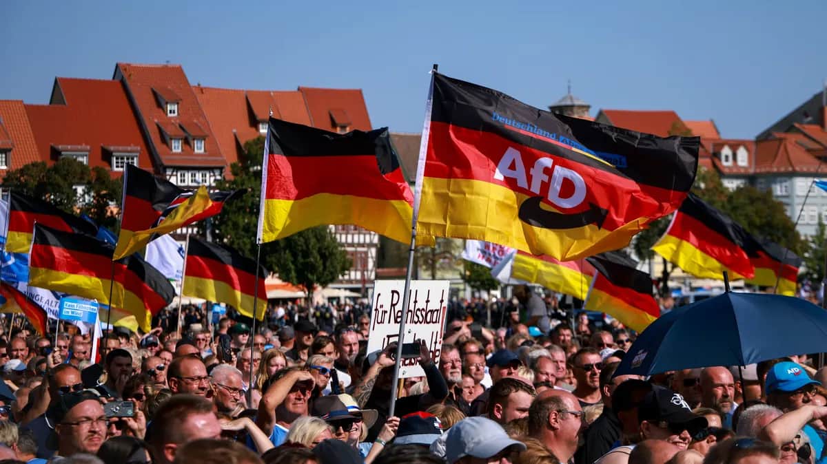 Supporters of the far-right Alternative for Germany party at an election campaign rally in Erfurt, Germany, 31 August 2024. Photo: EPA-EFE / CLEMENS BILAN