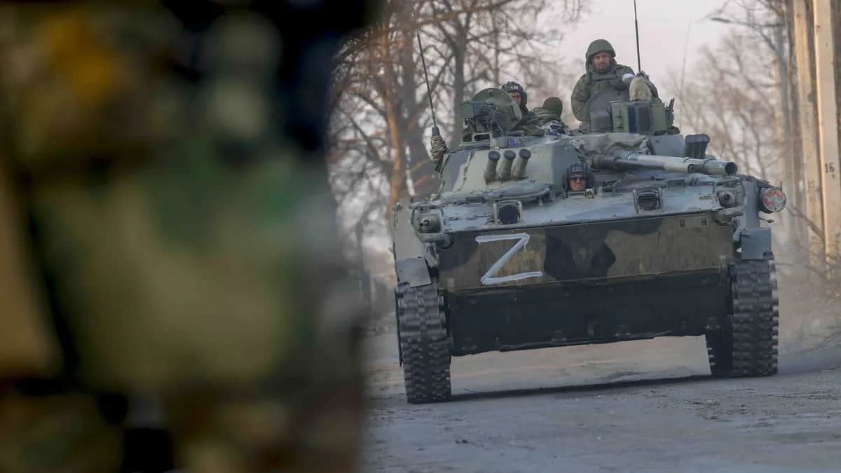 Российские военные под Волновахой. Фото: Sefa Karacan / Anadolu Agency / Getty Images