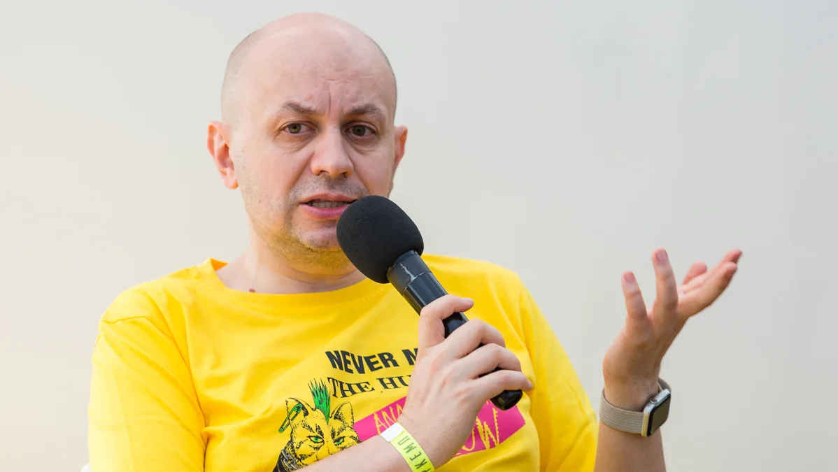 «Этих двоих уволили, ну и слава богу»