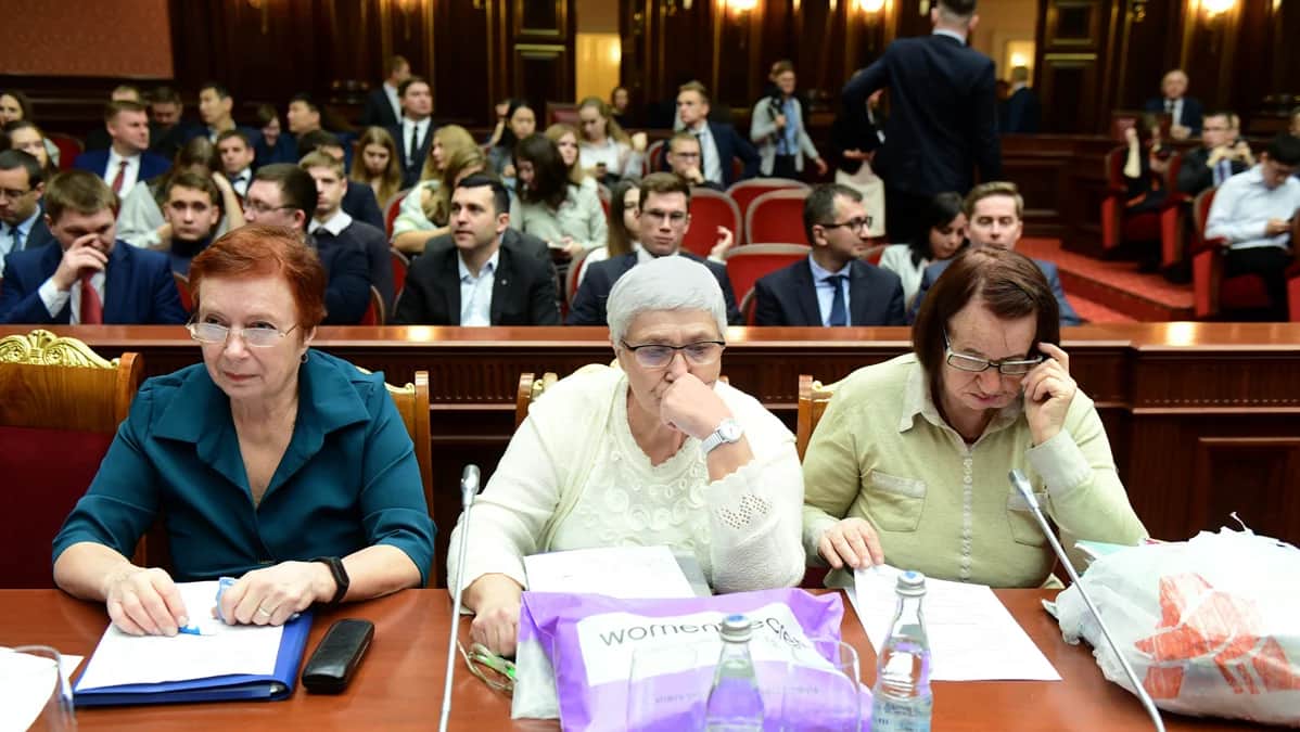 Евгения Шашева, Алиса Мейсснер и Елизавета Михайлова на заседании Конституционного суда РФ, 22 октября 2019 года. Фото: Александр Коряков / Коммерсантъ / Sipa USA / Vida Press
