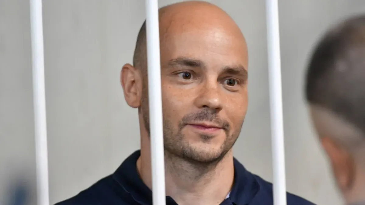 «Меня намеренно запихнули подальше. Туда, где сложно с информацией»