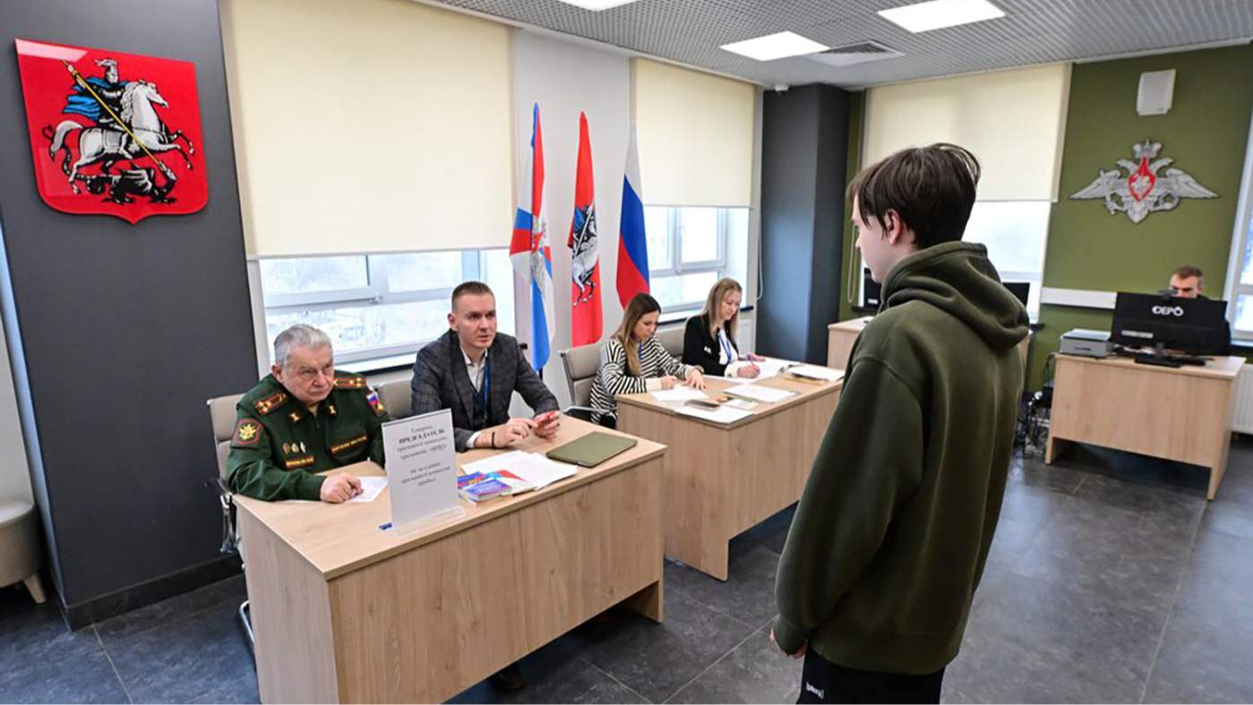 Весенний призыв на срочную военную службу, Москва, 1 апреля 2025 года. Фото: Сергей Киселев / Агентство «Москва»