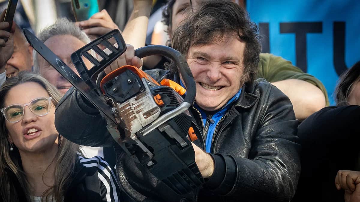 Кандидат в президенты Аргентины Хавьер Милей во время митинга, 25 сентября 2023 года. Буэнос-Айрес, Аргентина. Фото: Tomas Cuesta / Getty Images
