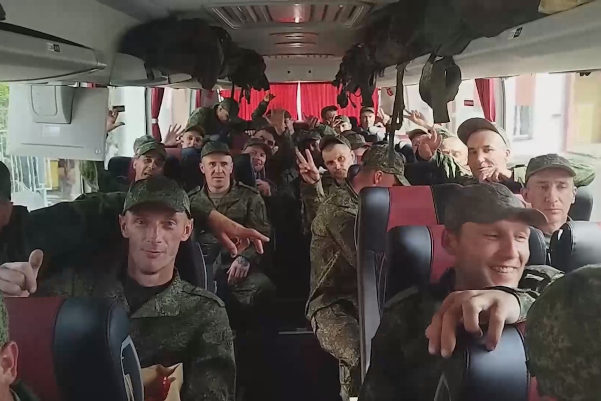 Возвращение российских военных из плена, июнь 2026 года. Фото: Минобороны РФ