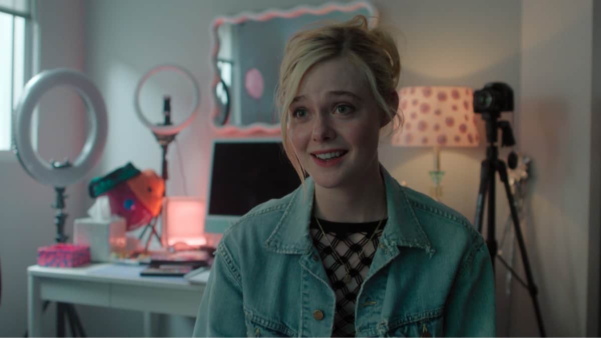 Эль Фаннинг, кадр из сериала «У Марго проблемы с деньгами». Фото: Apple TV