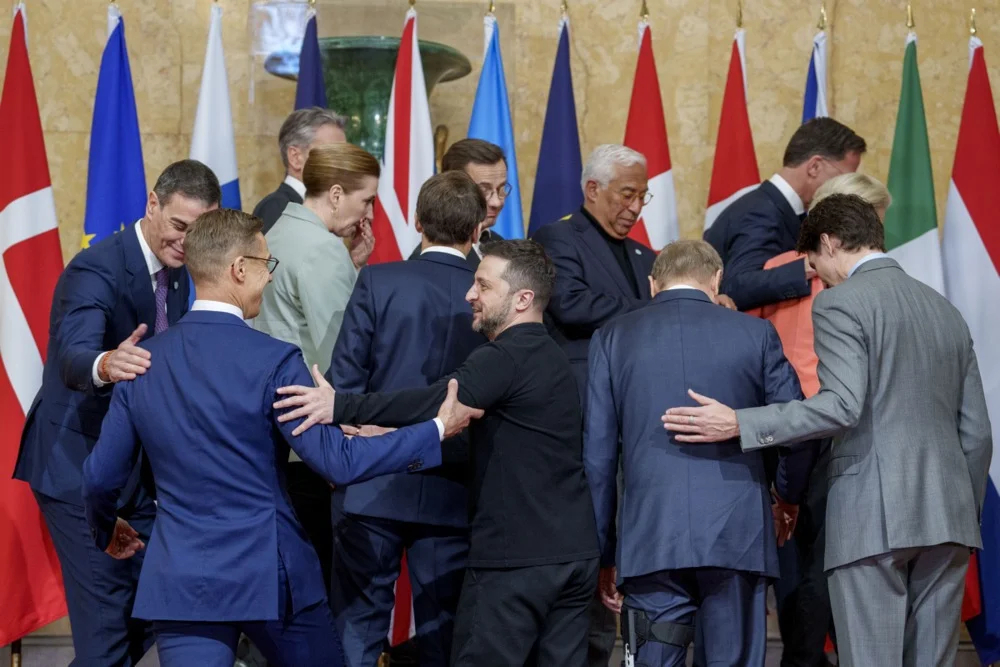 World leaders attend a summit on Ukraine at Lancaster House in London, 2 March 2025. Photo: EPA-EFE/JAVAD PARSA 