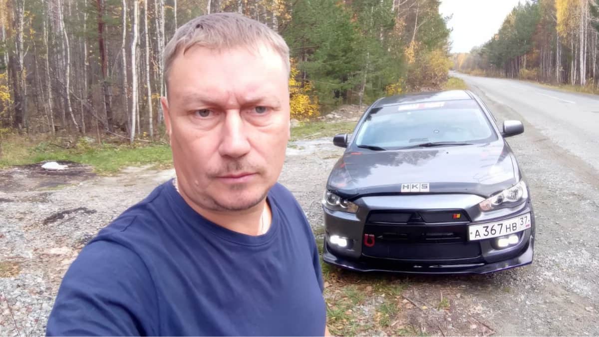 Владимир Ухалов. Фото из личного архива Ухалова.<br>