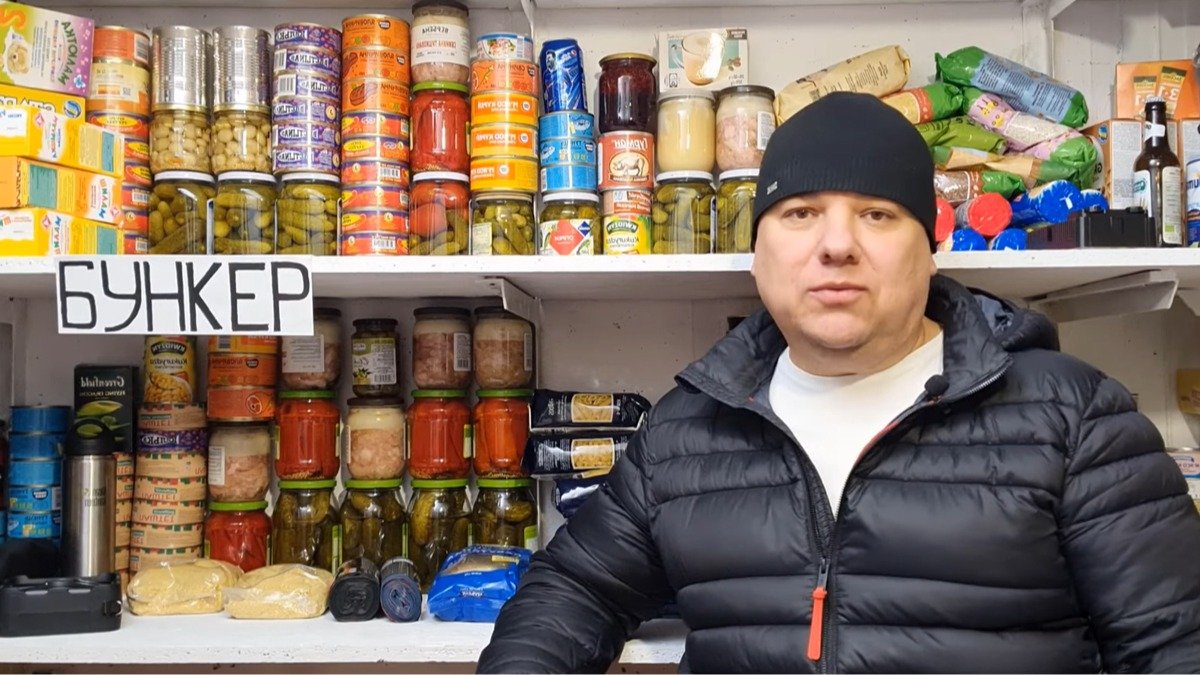 «Обязательно возьмите бумажные карты, анекдоты и кроссворды»