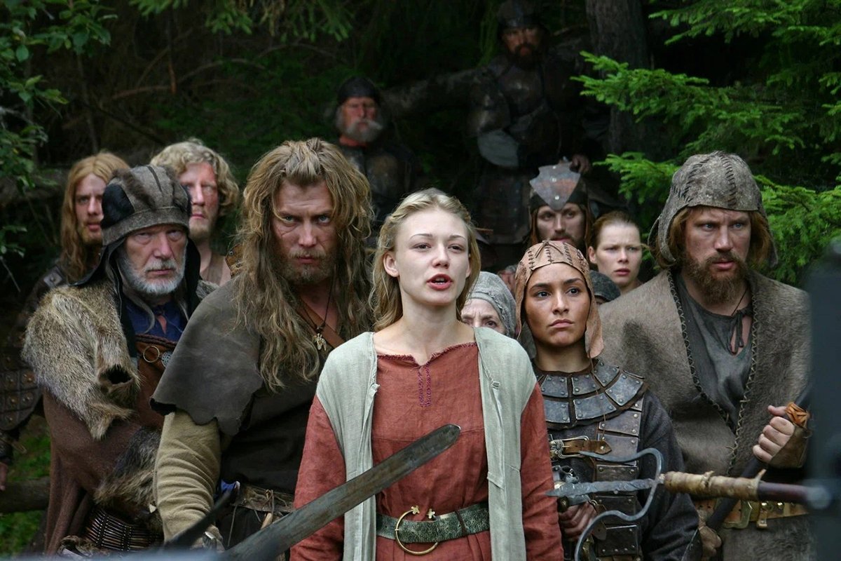 Кадр из фильма «Волкодав: Из рода серых псов». Фото: kinopoisk.ru