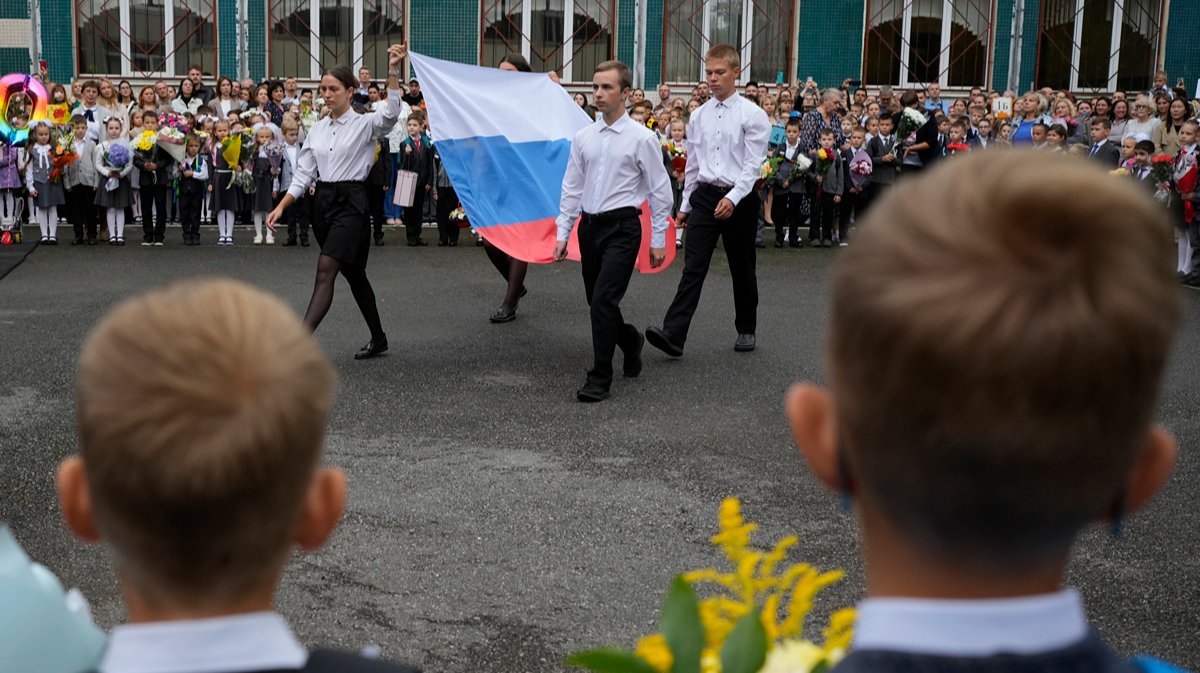 Единый мессенджер, оценки за поведение и еще больше войны