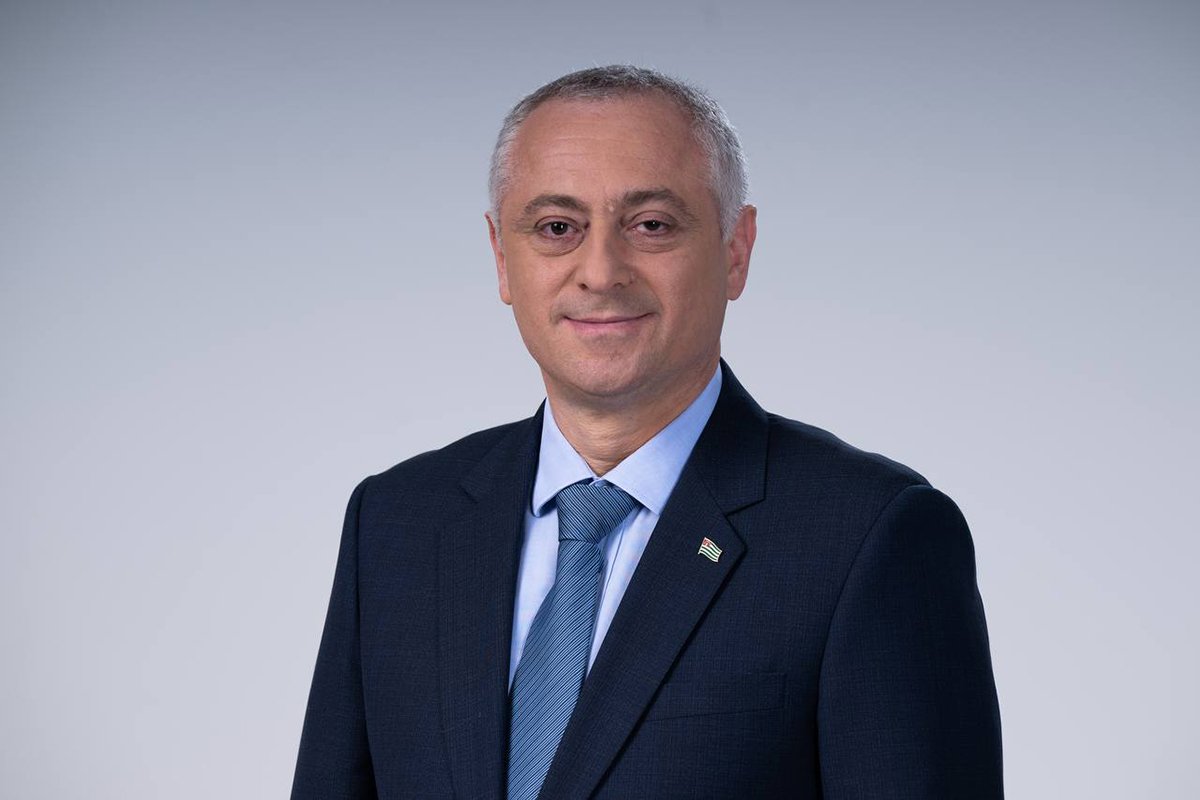 Кандидат в президенты Бадра Гунба. Фото: соцсети / Telegram / Гунба-2025