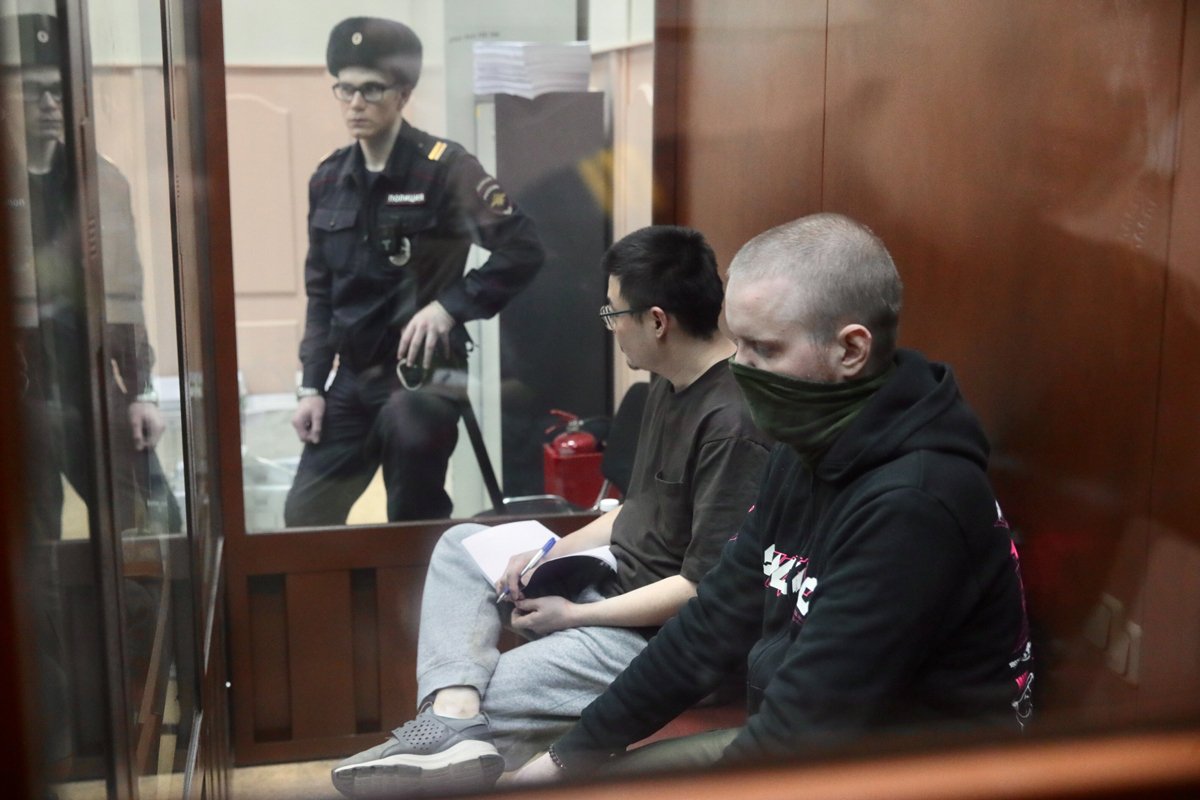 Александр Ким и Никита Дубас в Басманном районном суде Москвы, 18 января 2024 года. Фото: Василий Кузьмичёнок / АГН «Москва»