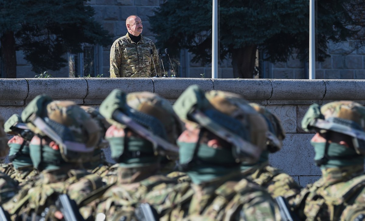Ильхам Алиев на военном параде в Ханкенди (Степанакерте), Нагорный Карабах, 8 ноября 2023 года. Фото: EPA