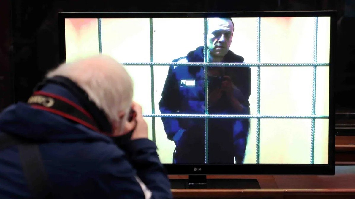 ФБК показал экспертизу смерти Навального, The Insider — его фото в морге