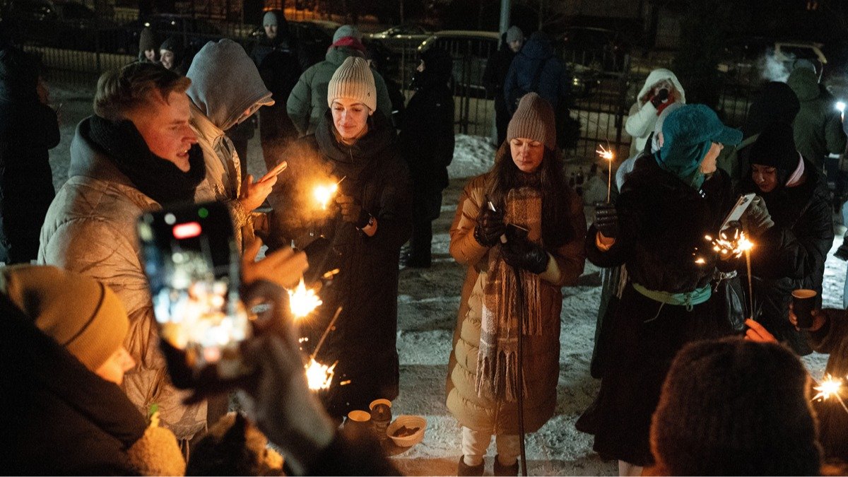 Нам нельзя плакать