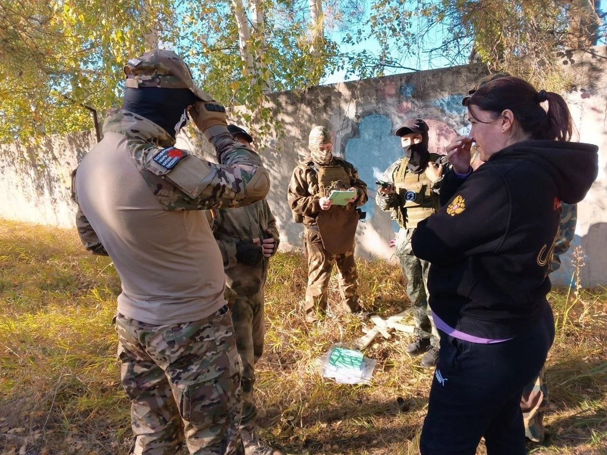 Занятия Русской общины по начальной военной подготовке. Фото: obshinanews / Telegram