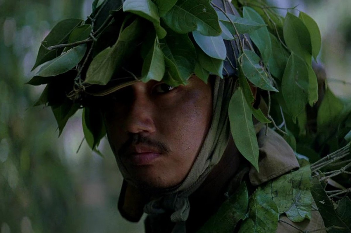 Кадр из фильма «Тонкая красная линия» (The Thin Red Line). Фото: imdb.com