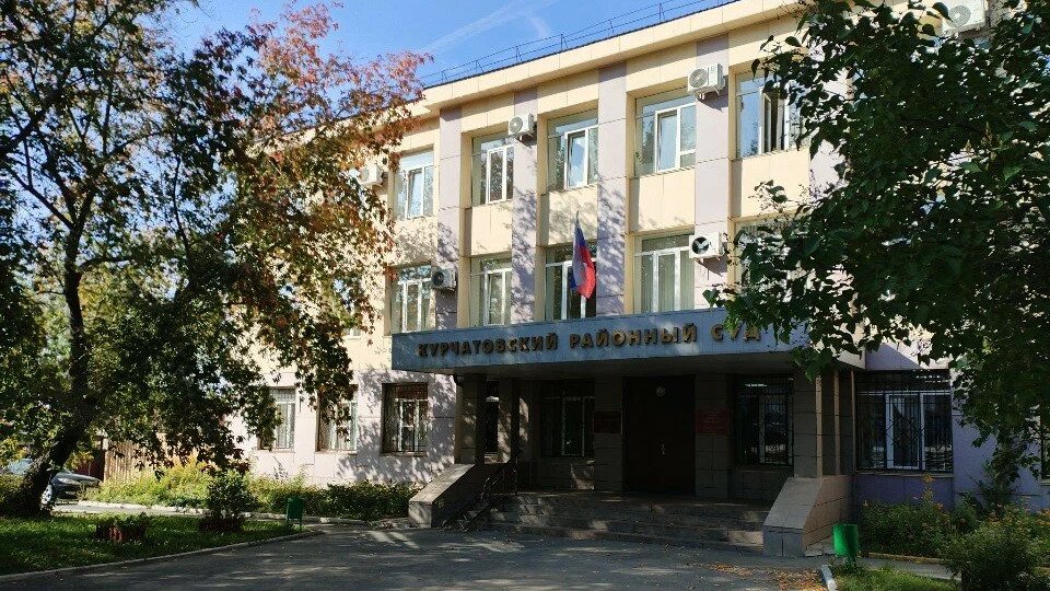 Трансгендерную девушку из Челябинска приговорили к четырем годам в мужской колонии