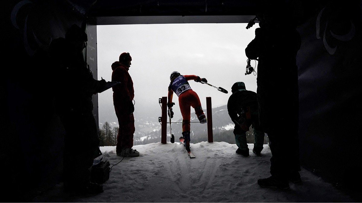 Бойкот на пьедестале и антивоенные сережки